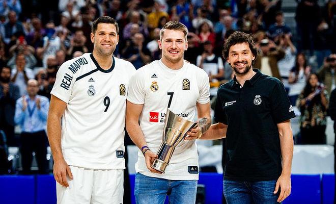 罗马诺：阿隆索目前专注于皇马，没与利物浦接触（罗马诺：阿隆索眼下专注皇马，尚未与利物浦接触）